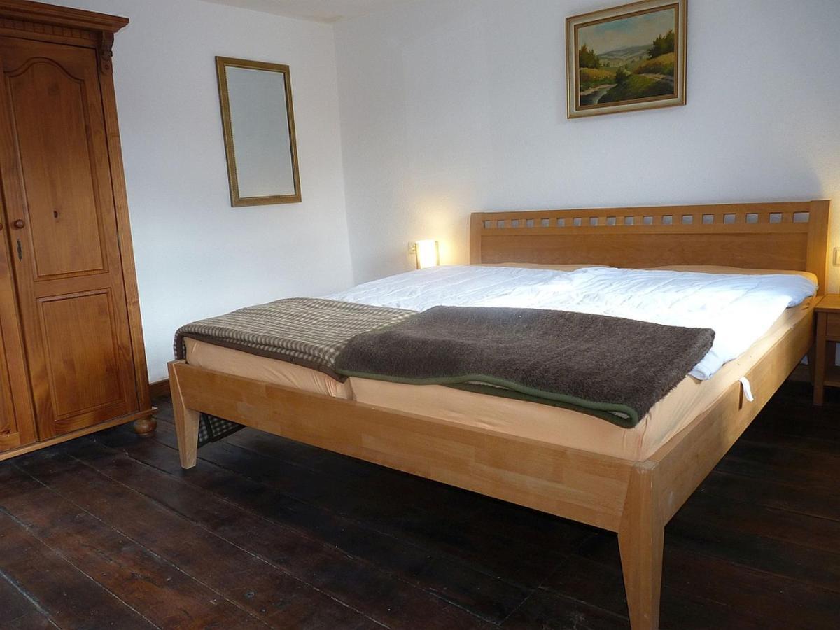 Suedeifel Ferienhaeuser Christian Faust Villa Zweifelscheid Luaran gambar